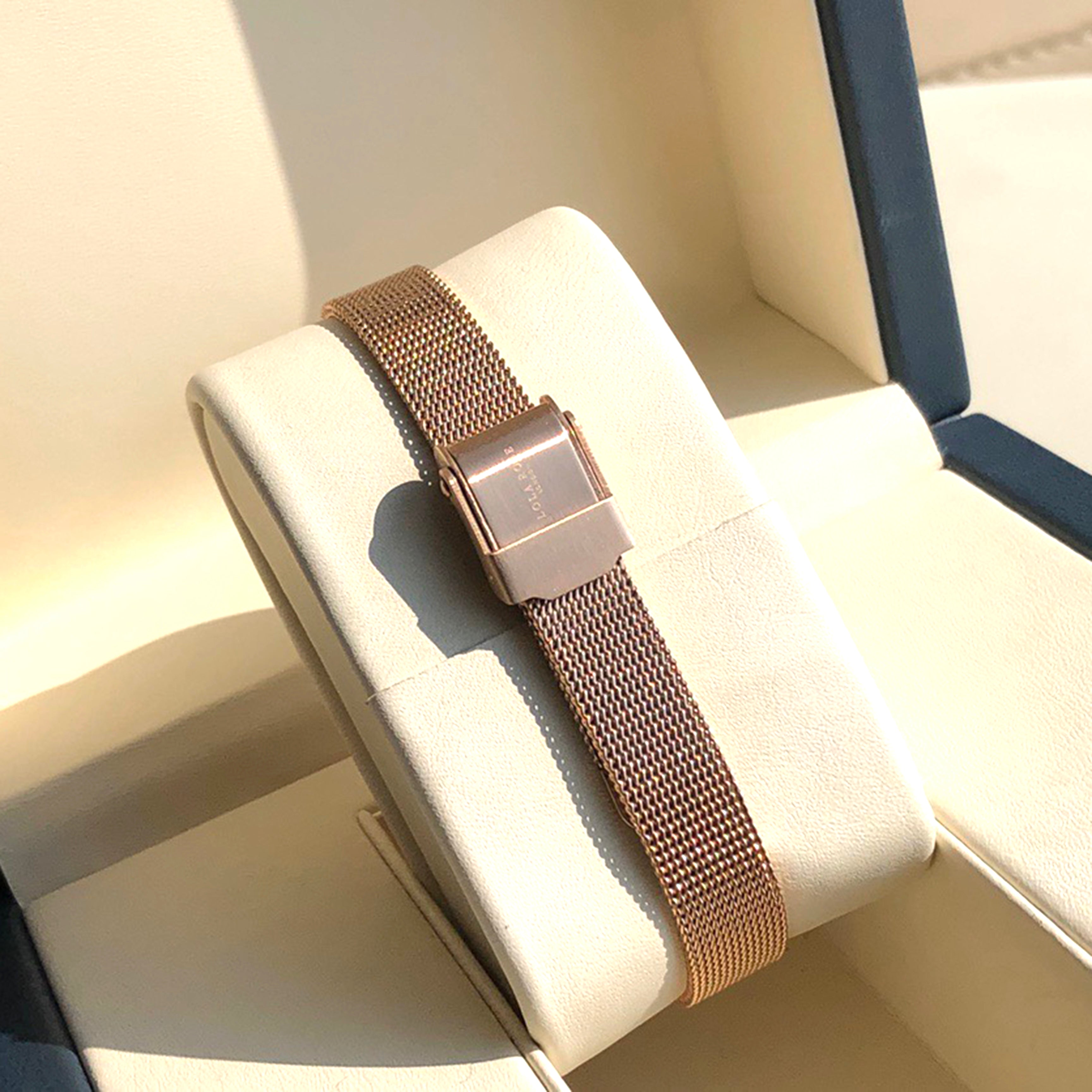 Mother-of-Pearl Quartz Ladies Watch 20MM