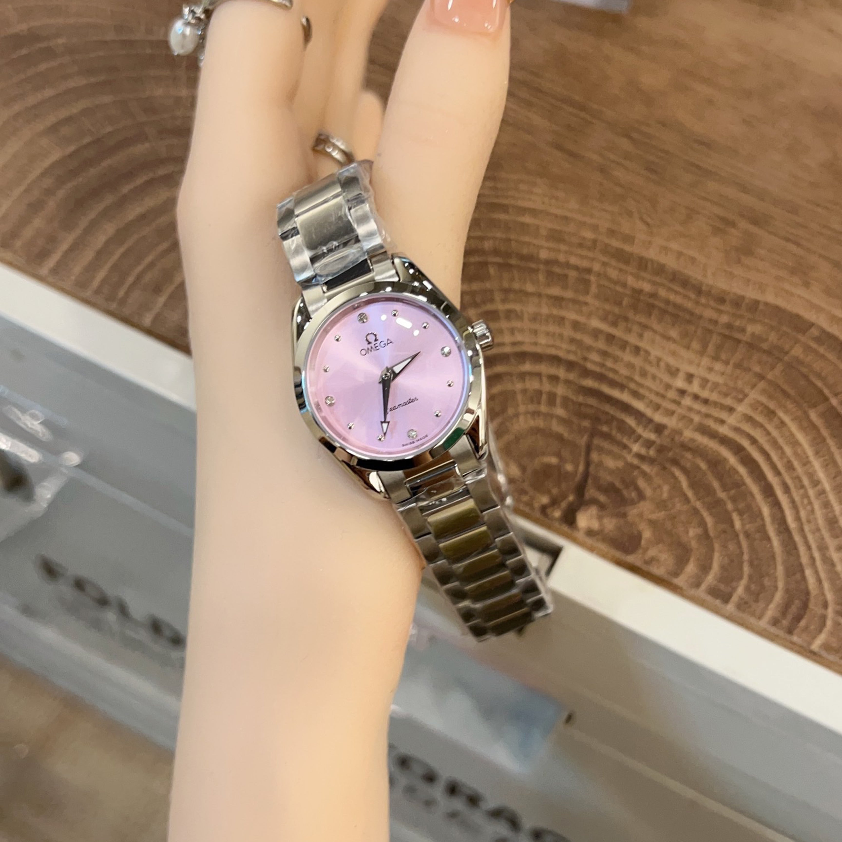 Seamaster Aqua Terra Ladies' Watch 28MM