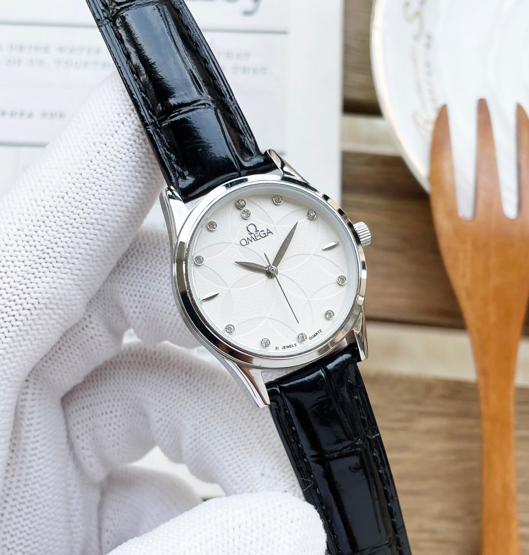 Newest Ladies' Fashion Watch