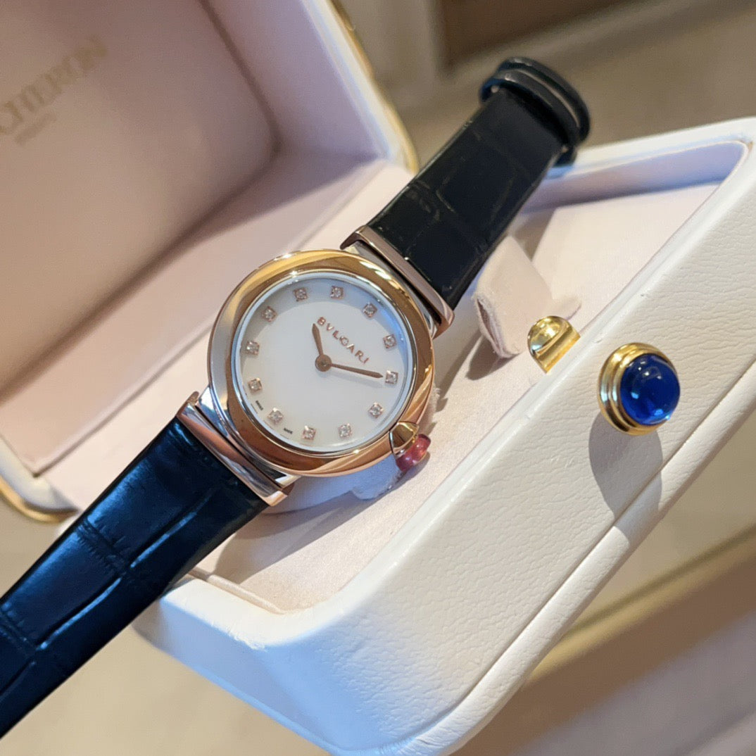 DIVAS' DREAM Women's Quartz Watch