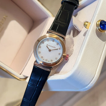 DIVAS' DREAM Women's Quartz Watch