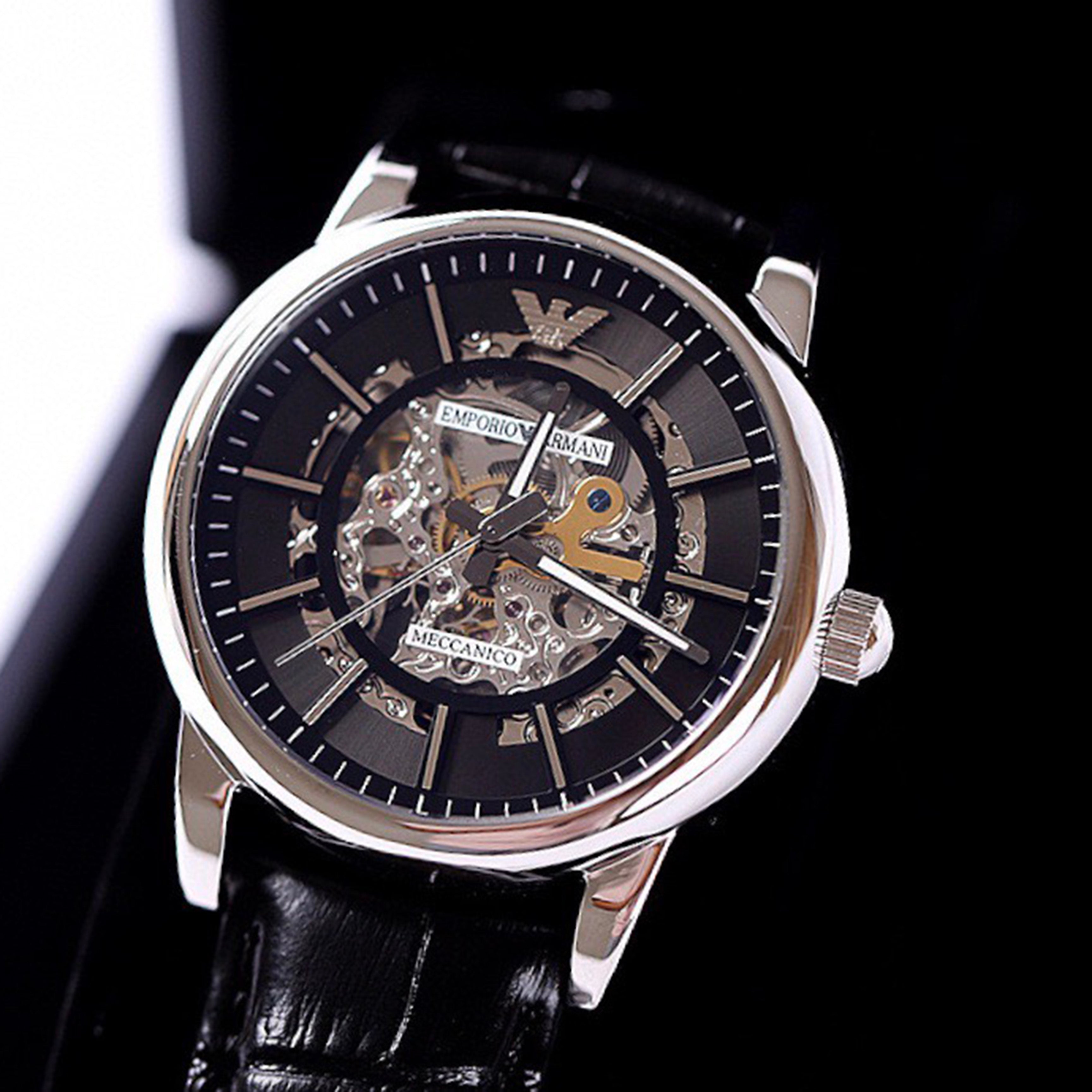 Men's Watch with 24-Hour Display