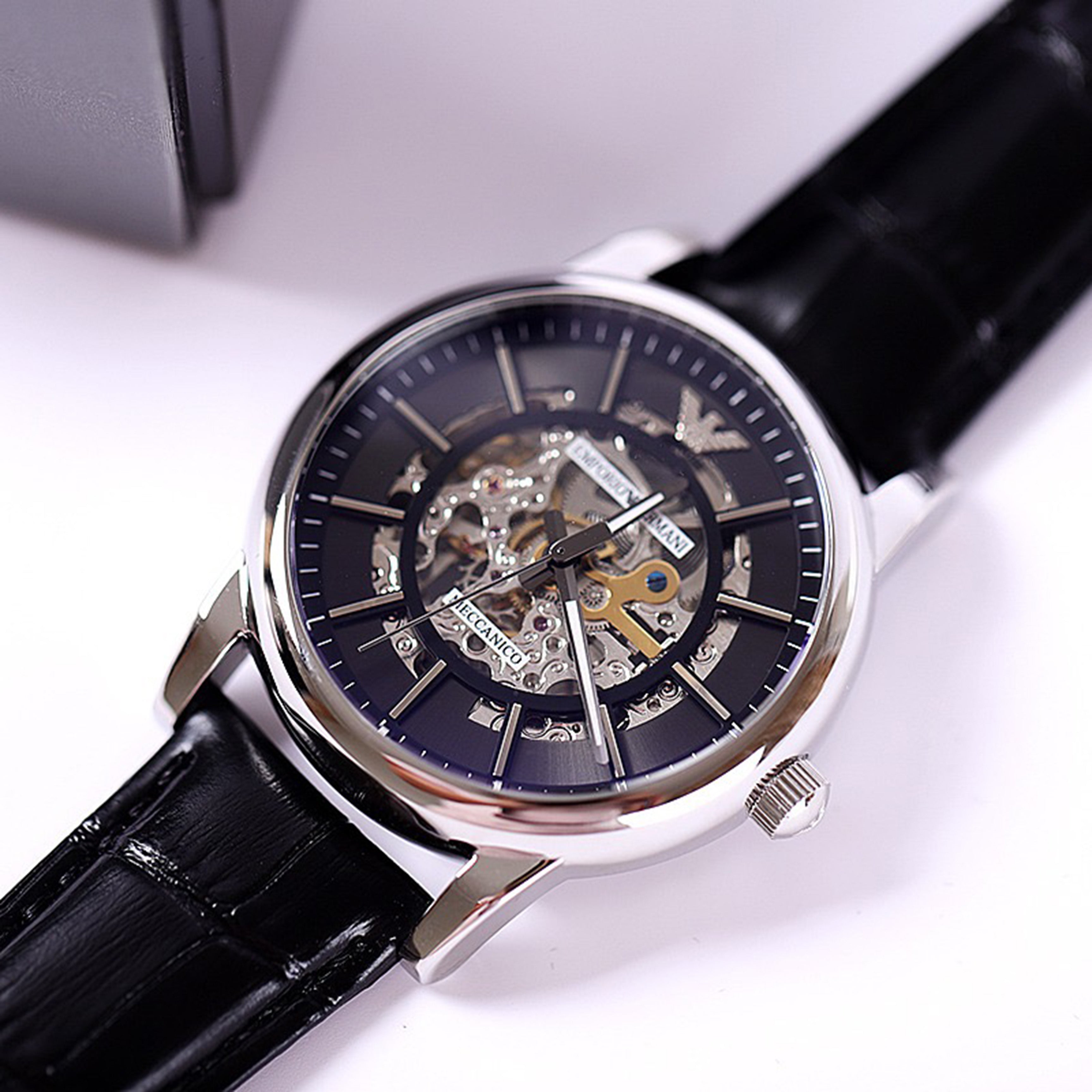 Men's Watch with 24-Hour Display