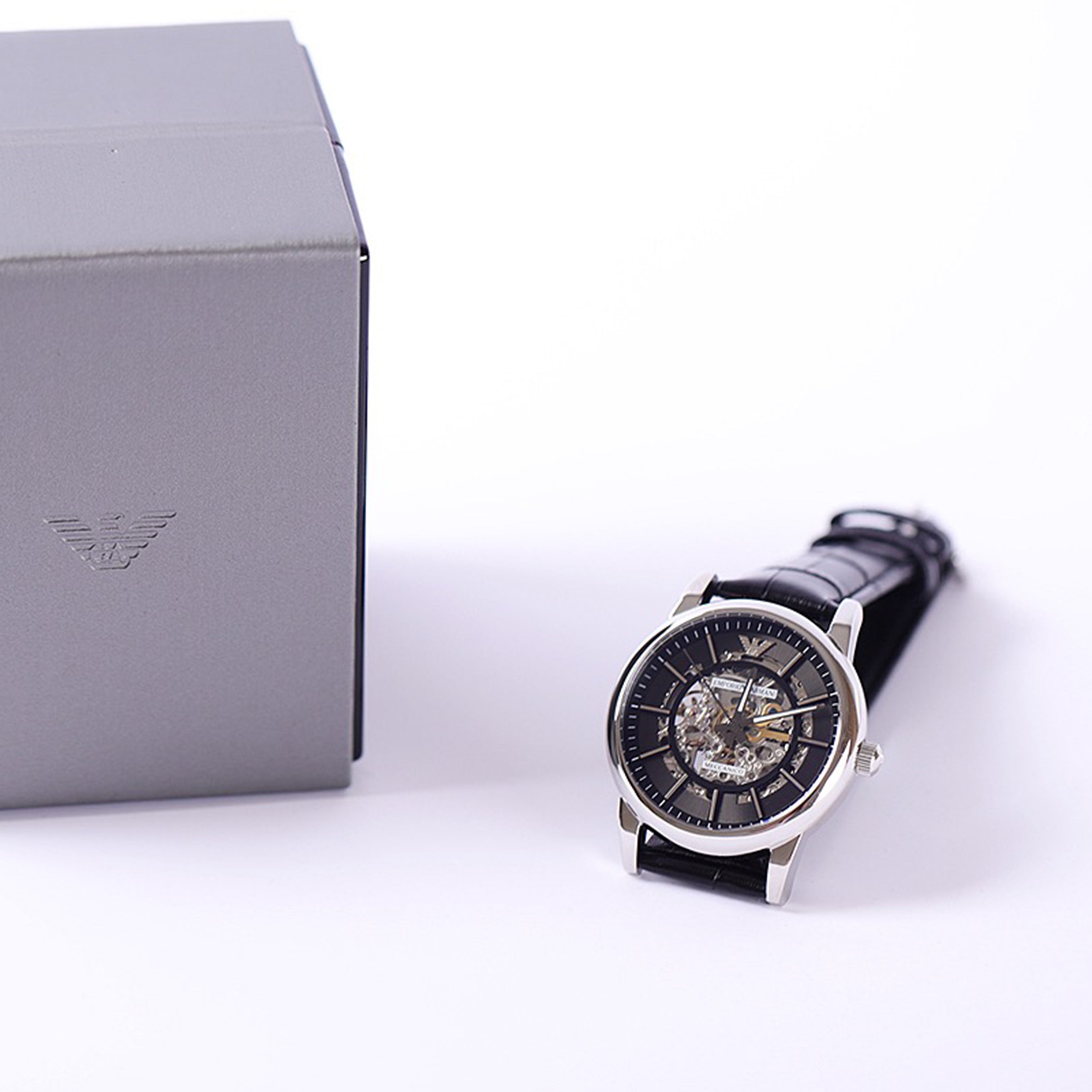 Men's Watch with 24-Hour Display