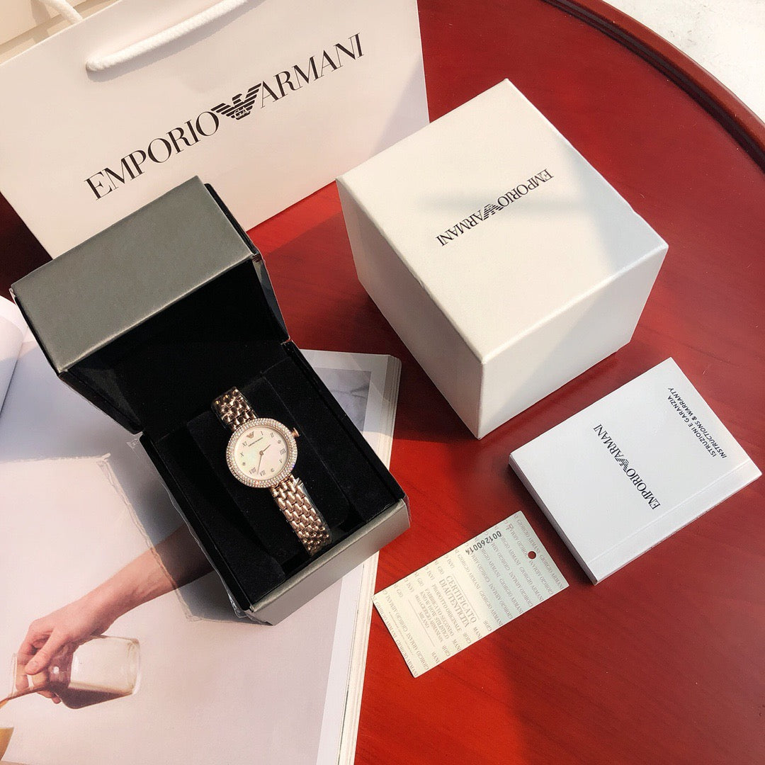 Fashion Casual Ladies' Watch with Steel Bracelet