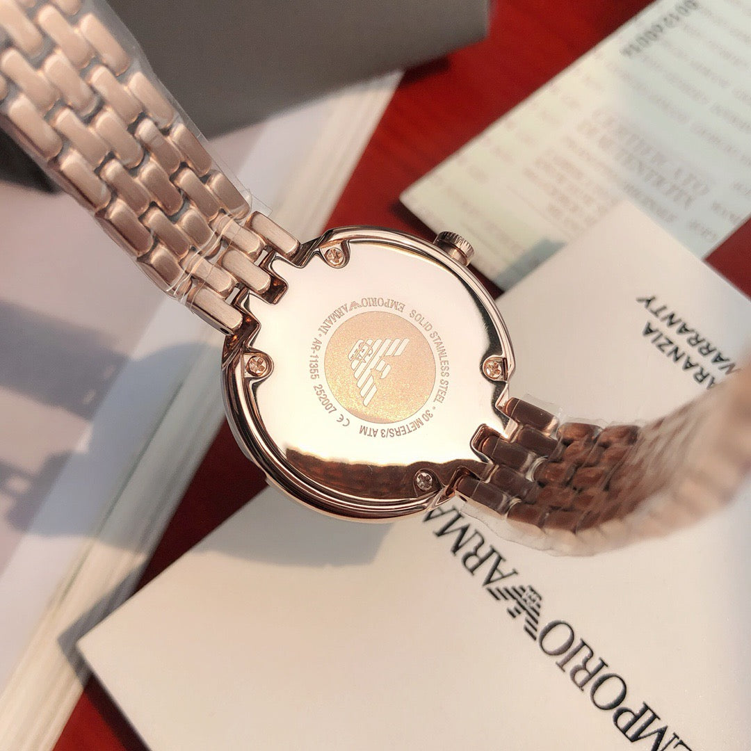 Fashion Casual Ladies' Watch with Steel Bracelet