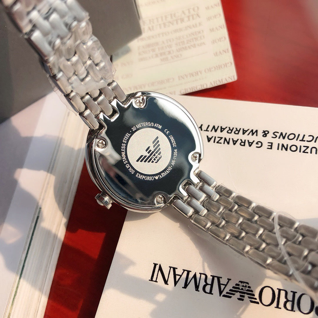 Fashion Casual Ladies' Watch with Steel Bracelet