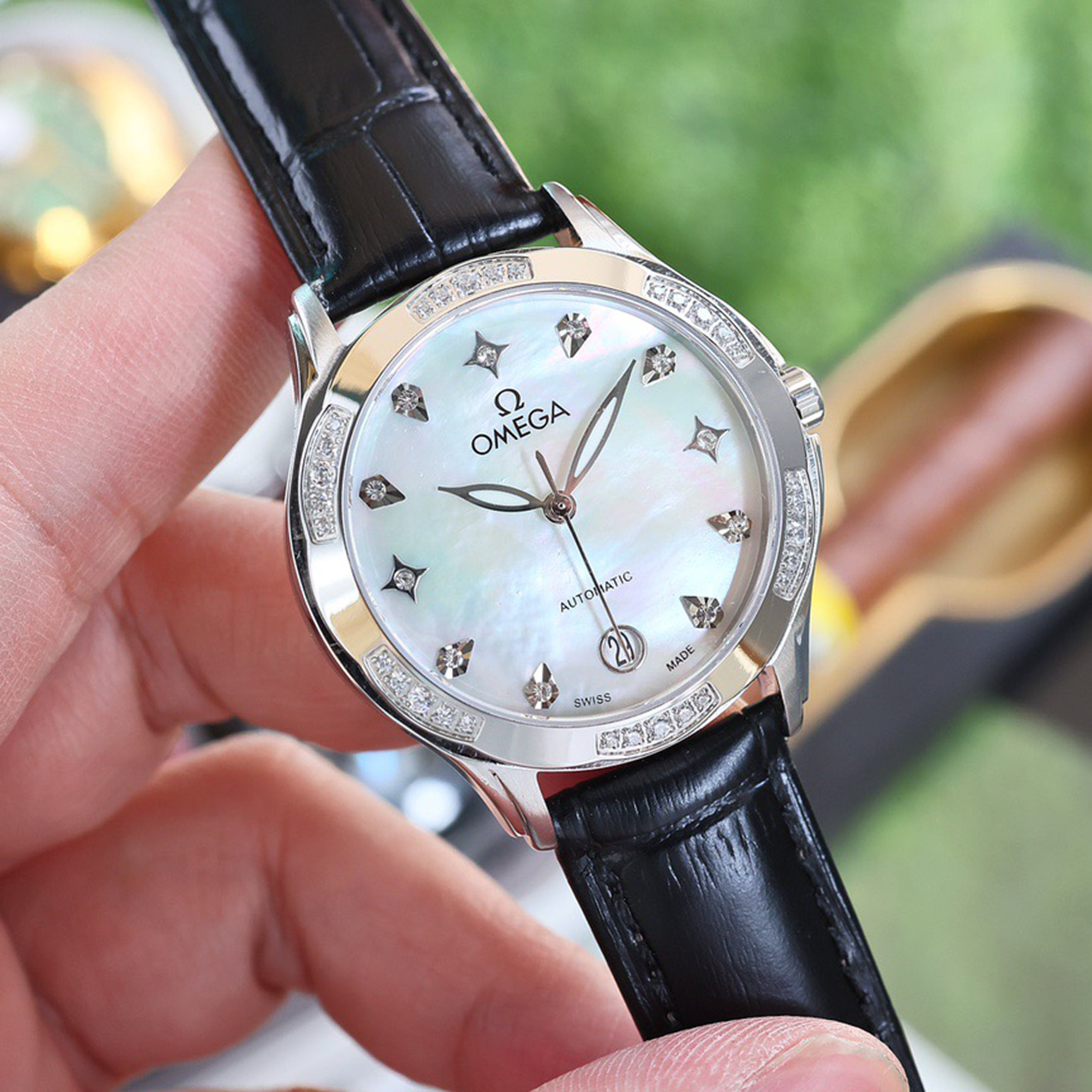 Elegant Ceramic Ladies' Watch