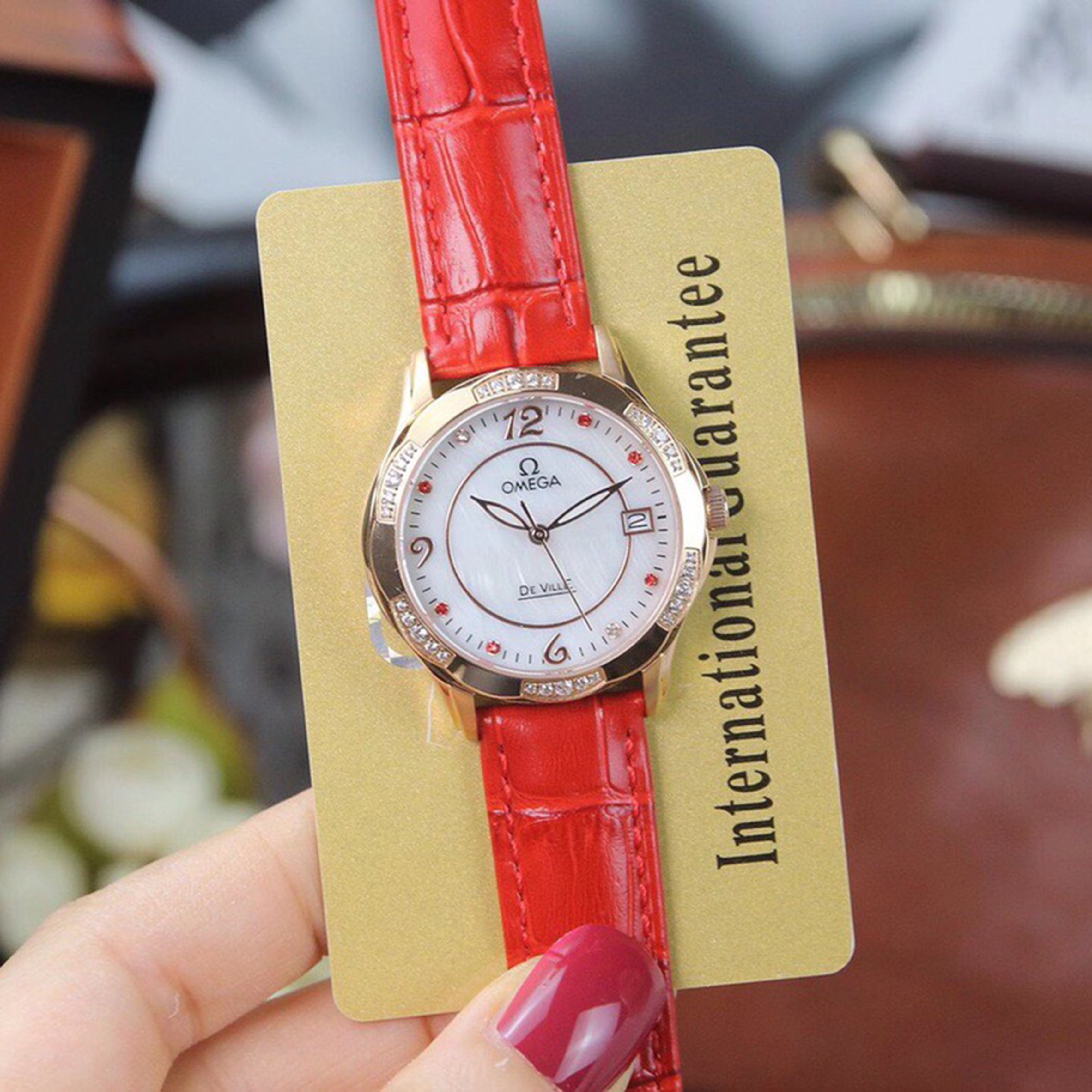 Elegant Ceramic Ladies' Watch